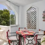 Apartment Eden Hills
