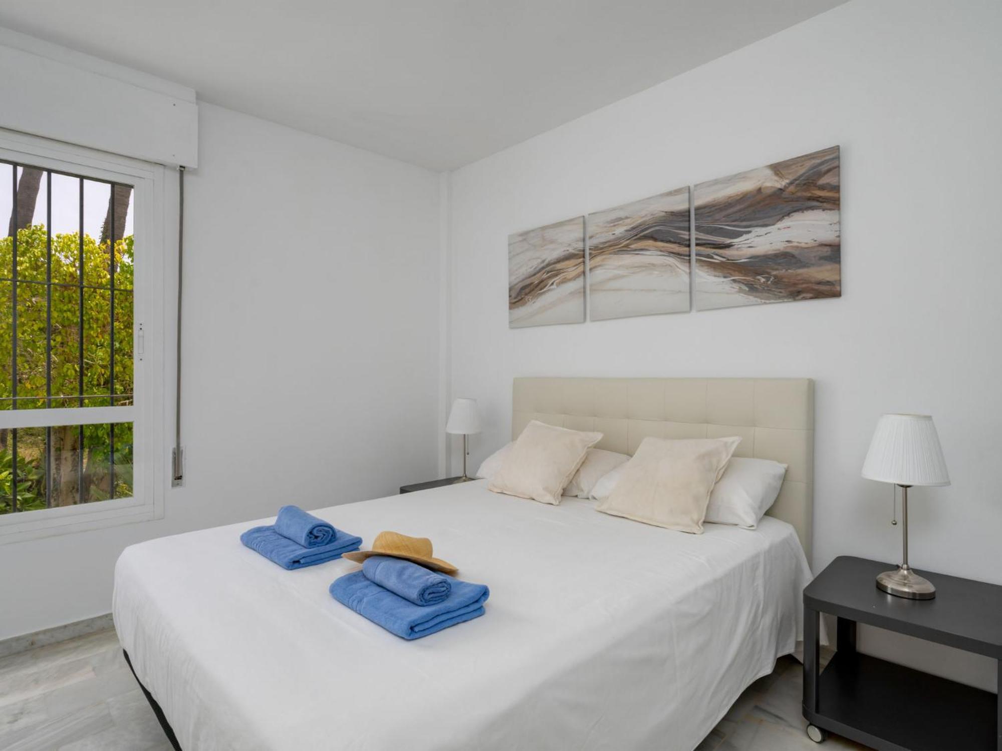 Eden Hills Apartment *